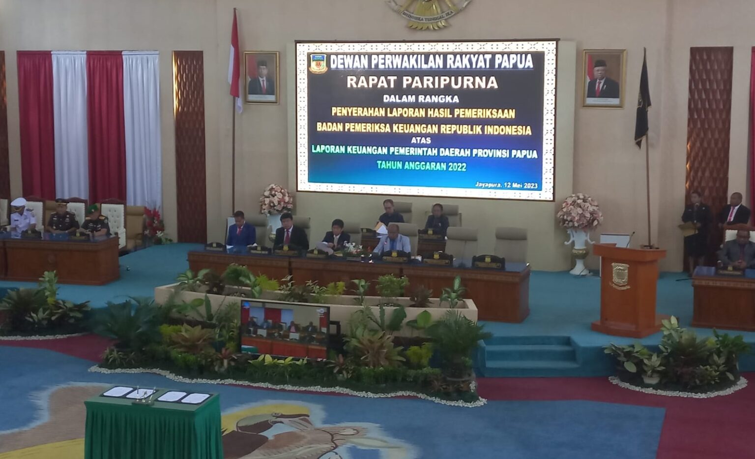 Bpk Ri Papua Serahkan Lhp Lkpd Pasific Pos